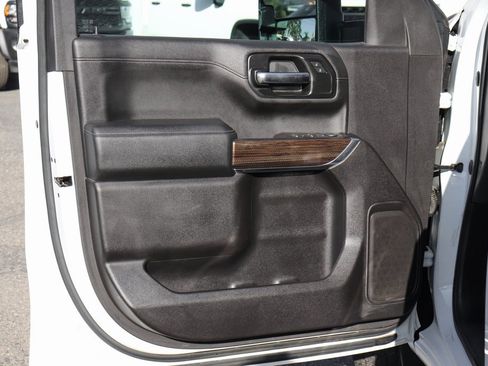 Used 2020 Chevrolet Silverado 1500 LT w/ Bed Protection Package image 15