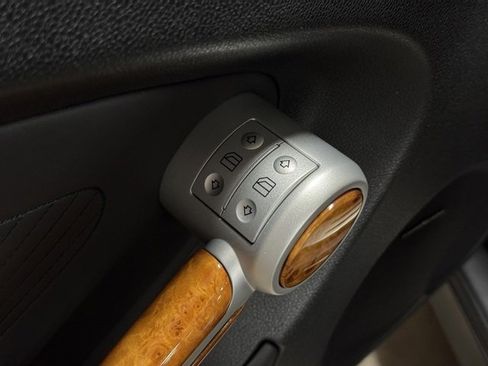 Used 2007 Mercedes-Benz SLK 350 image 17