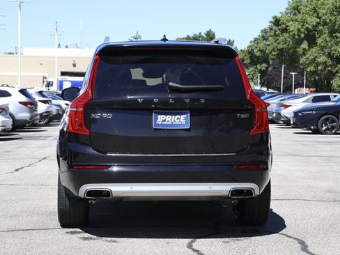 Used 2018 Volvo XC90 T6 Momentum w/ Convenience Package AWD/4WD image 6