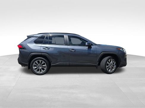 Used 2019 Toyota RAV4 Limited w/ Advanced Technology Package AWD/4WD image 9