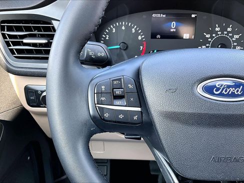 Used 2022 Ford Escape SE w/ Convenience Package FWD image 27