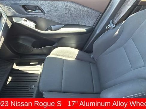 Used 2023 Nissan Rogue S AWD/4WD image 12