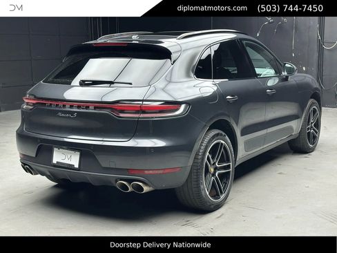 Used 2020 Porsche Macan S w/ Premium Package Plus image 6
