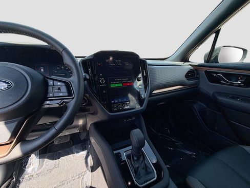 Used 2025 Subaru Forester Sport image 26