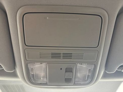 Used 2016 Honda Pilot LX image 30