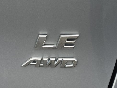 Used 2020 Toyota RAV4 LE image 25