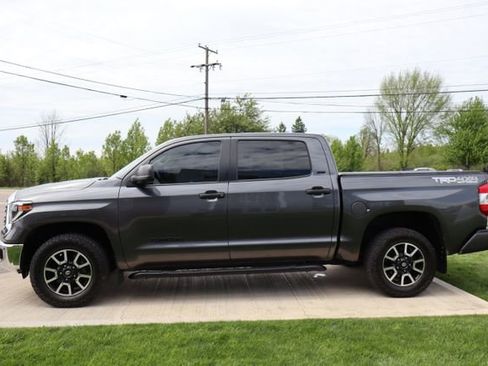 Used 2021 Toyota Tundra SR5 w/ TRD Off-Road Package AWD/4WD image 25