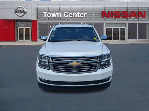 Used 2017 Chevrolet Tahoe Premier AWD/4WD image 2