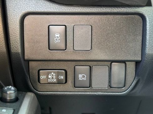 Used 2023 Toyota Tacoma SR5 w/ Technology Package AWD/4WD image 22