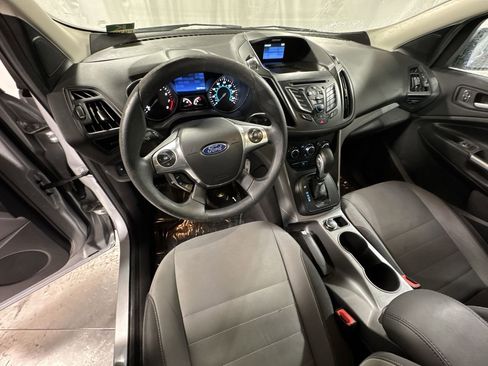 Used 2015 Ford Escape SE image 15
