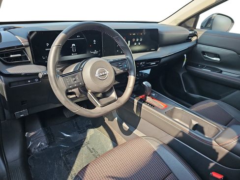 Used 2026 Nissan Kicks SR FWD image 13