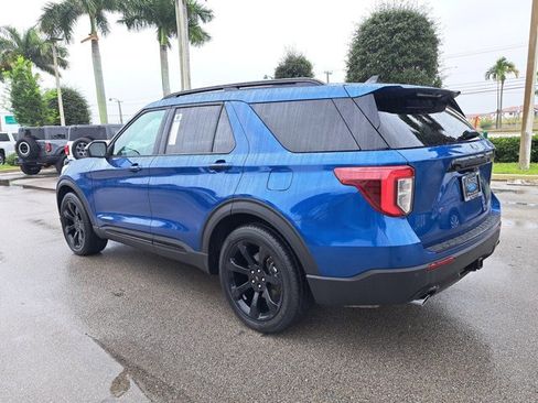 Certified 2022 Ford Explorer ST-Line w/ Class IV Trailer Tow Package image 5