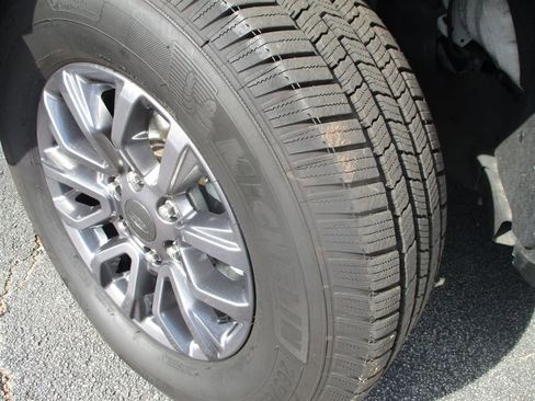 Used 2022 Ford Ranger XLT w/ Equipment Group 301A Mid image 20