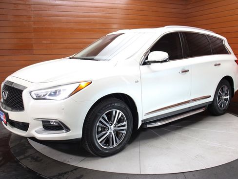 Used 2018 INFINITI QX60 FWD w/ Premium Plus Package image 5