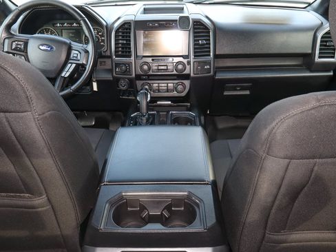 Used 2018 Ford F150 XLT w/ Equipment Group 302A Luxury AWD/4WD image 10
