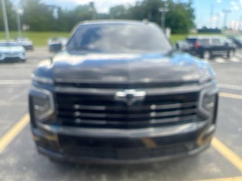 Used 2025 Chevrolet Suburban RST w/ RST Capability Package AWD/4WD image 10
