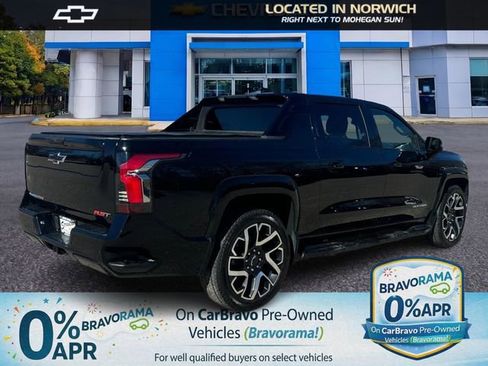 Certified 2025 Chevrolet Silverado EV RST AWD/4WD image 5