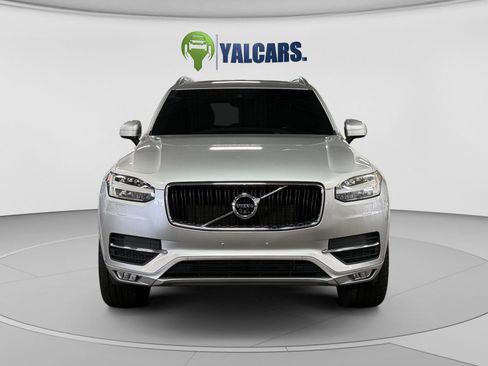 Used 2018 Volvo XC90 T5 Momentum w/ Convenience Package AWD/4WD image 8
