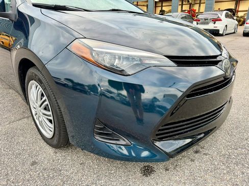 Used 2019 Toyota Corolla LE FWD image 12