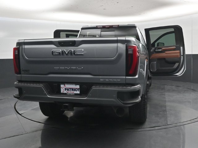 Used 2025 GMC Sierra 3500 Denali Ultimate AWD/4WD image 58