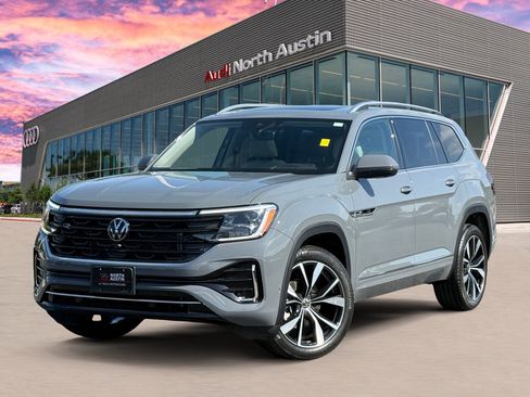Used 2025 Volkswagen Atlas SEL Premium R-Line AWD/4WD image 1