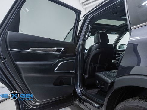 Used 2025 Kia Telluride SX Prestige X-Line image 24