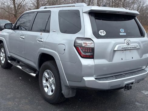 Used 2018 Toyota 4Runner SR5 image 3