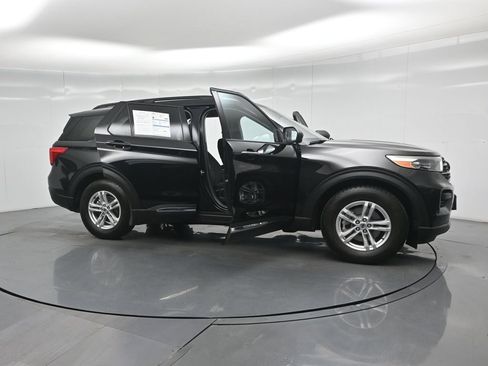 Certified 2022 Ford Explorer XLT RWD image 31