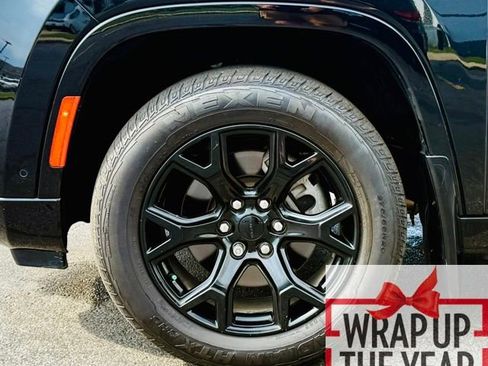 Used 2024 Jeep Wagoneer Series II image 10