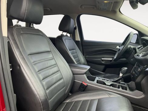 Used 2017 Ford Escape Titanium image 17