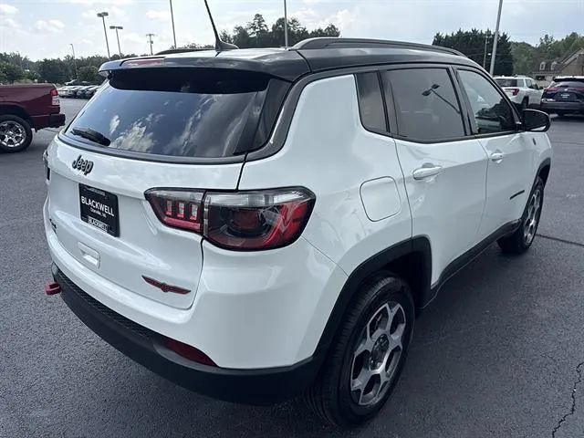 Used 2022 Jeep Compass Trailhawk AWD/4WD image 6