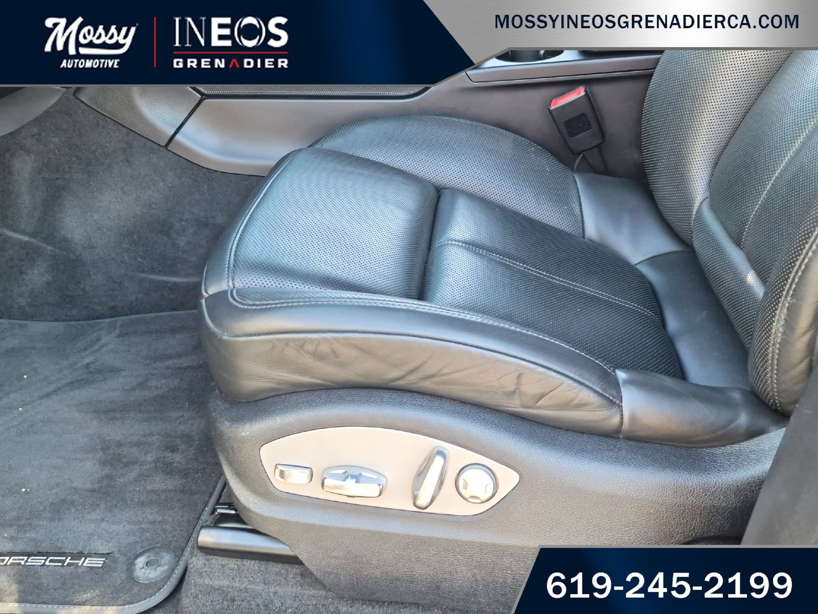 Used 2023 Porsche Macan AWD/4WD image 14