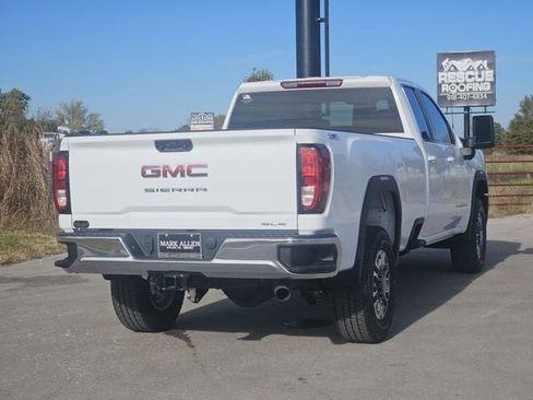 New 2026 GMC Sierra 3500 SLE w/ SLE Value Package image 4