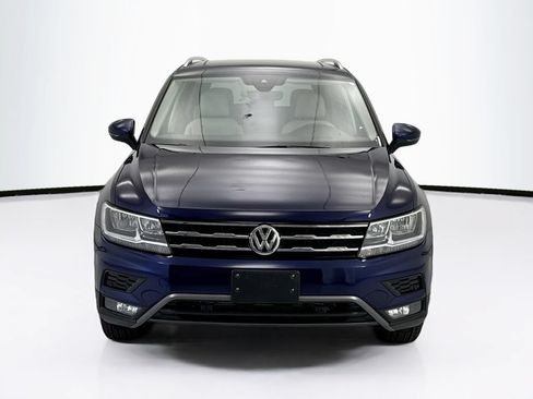 Used 2021 Volkswagen Tiguan SEL FWD image 2