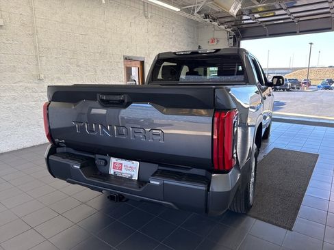 New 2026 Toyota Tundra SR5 image 7