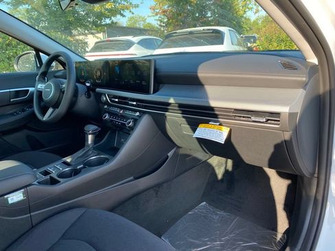 New 2026 Hyundai Sonata SE FWD image 36