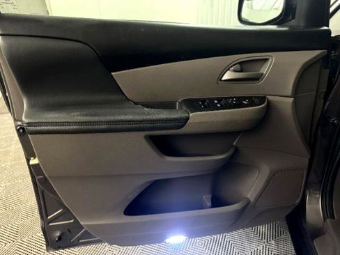 Used 2013 Honda Odyssey EX image 14