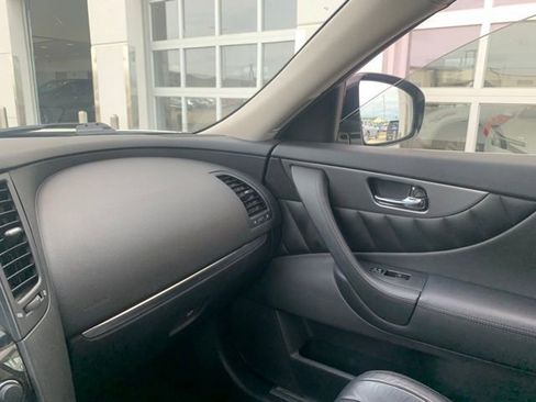 Used 2012 INFINITI FX35 AWD w/ Premium Pkg image 20