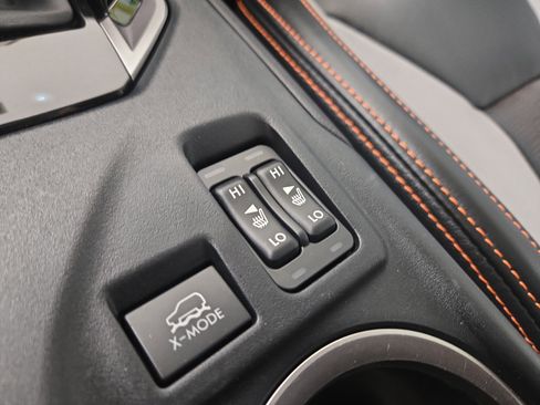 Used 2023 Subaru Crosstrek 2.5i Limited w/ Moonroof Package image 27