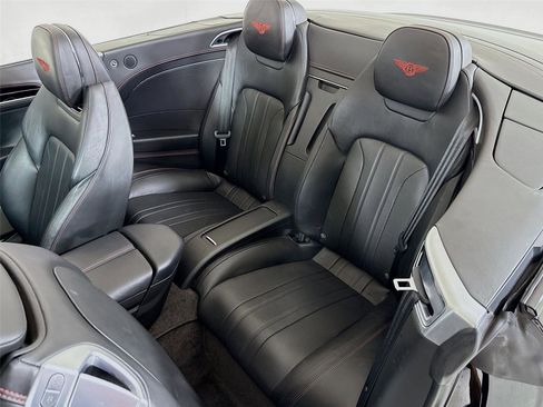 Used 2020 Bentley Continental GT V8 image 16