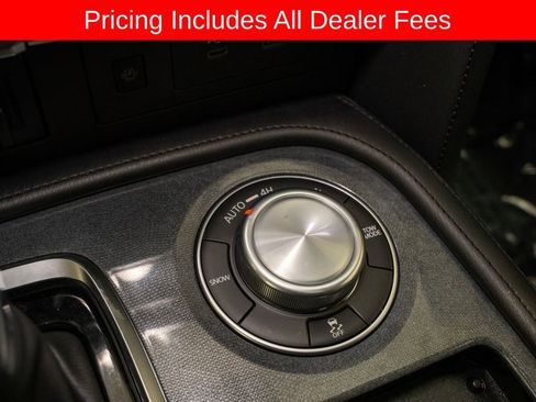 Certified 2021 Nissan Armada SL w/ Midnight Edition Package AWD/4WD image 19