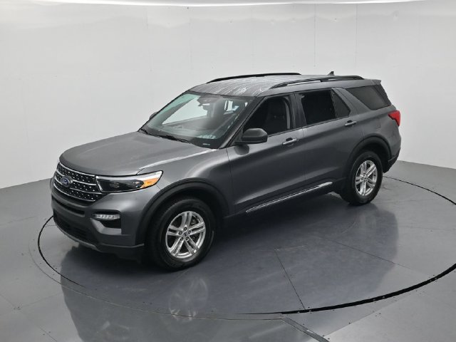 Certified 2024 Ford Explorer XLT w/ Equipment Group 202A AWD/4WD image 45