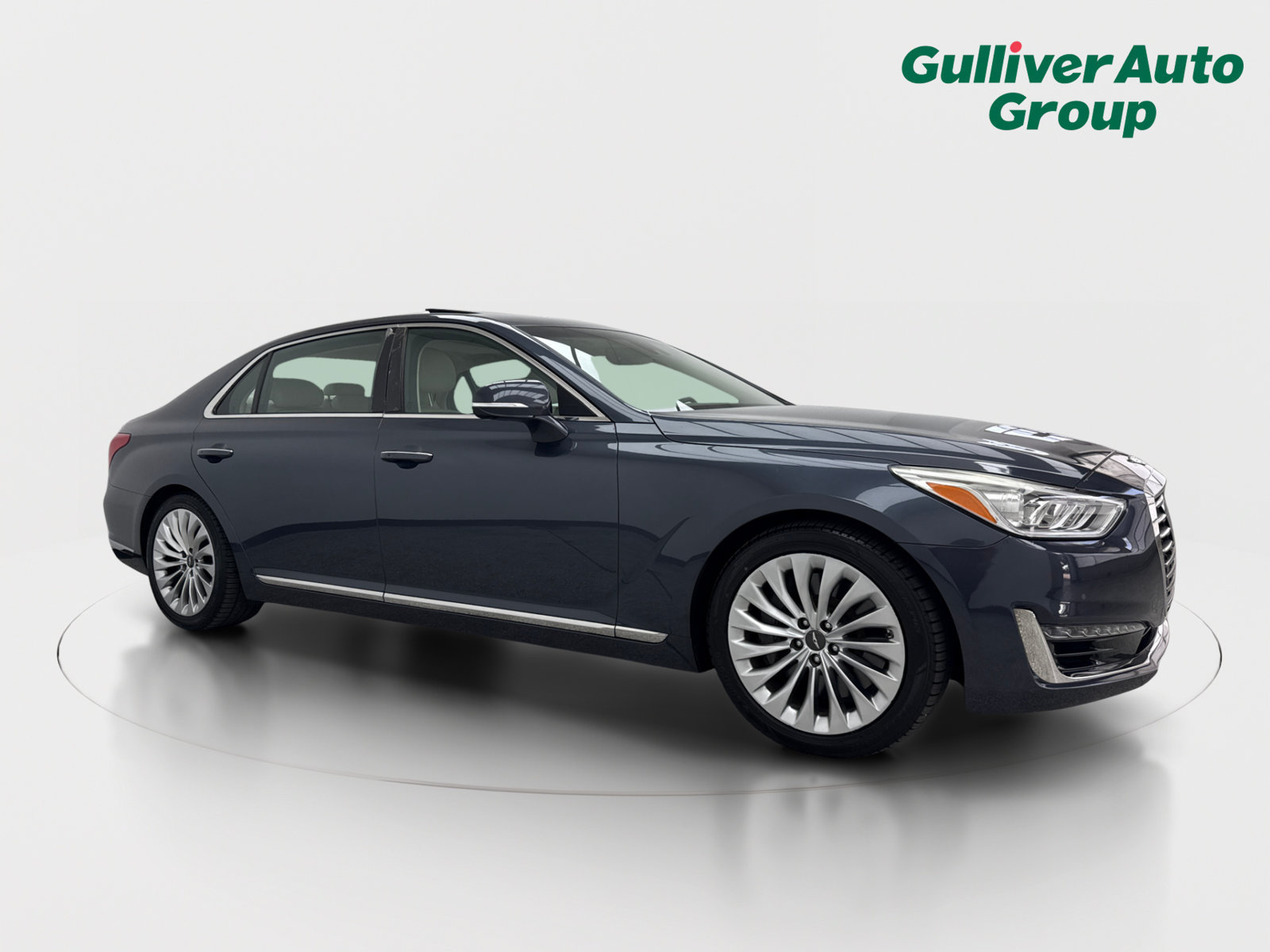 Used 2017 Genesis G90 3.3T Premium RWD image 12