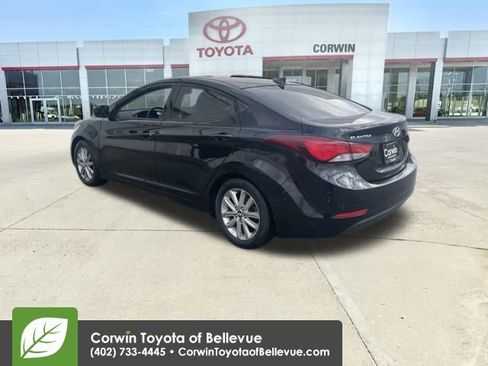 Used 2014 Hyundai Elantra SE w/ Option Group 02 image 3