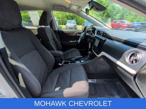 Used 2017 Toyota Corolla iM w/ Carpet Mat Package FWD image 26