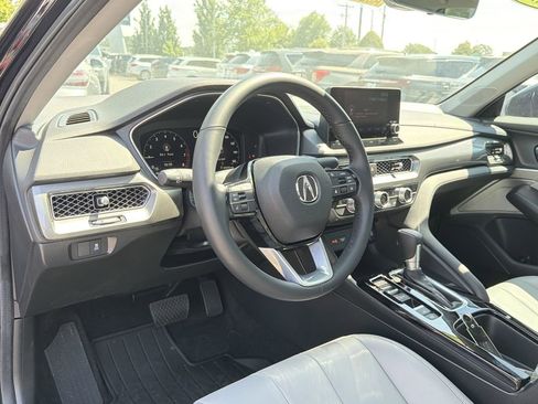 Used 2025 Acura Integra FWD image 10