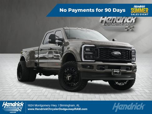 Used 2026 Ford F450 Platinum w/ Platinum Plus Package AWD/4WD image 1