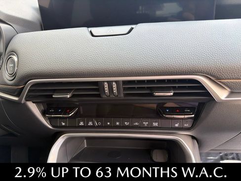 Used 2025 MAZDA CX-90 Plug-In Hybrid w/ Preferred AWD/4WD image 23
