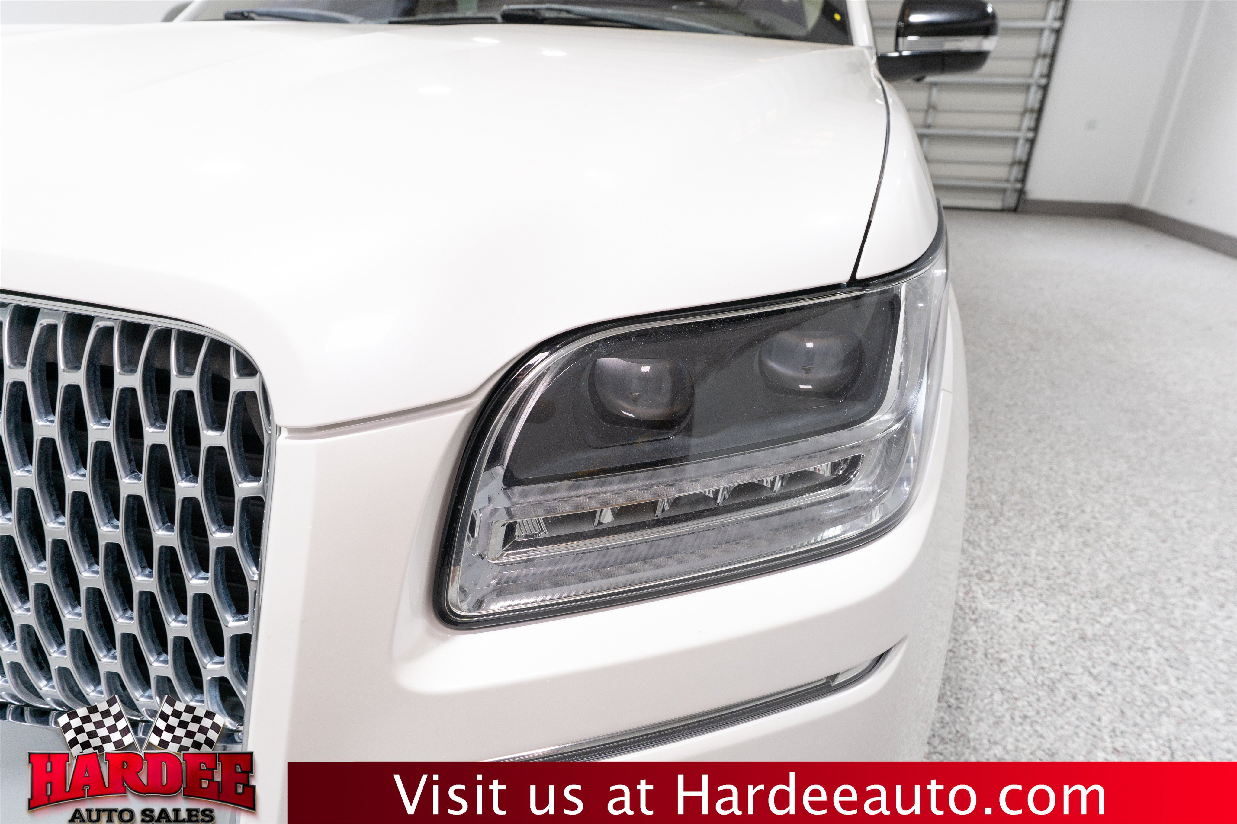 Used 2019 Lincoln Navigator Reserve AWD/4WD image 8