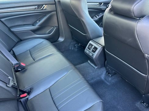 Used 2022 Honda Accord EX-L image 30